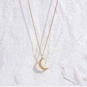 Gold 14k Gold Plated Crescent Moon Pendant Necklace